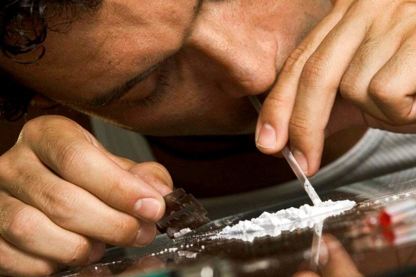 Как наркоманы употребляют наркотики мигалка наркотик